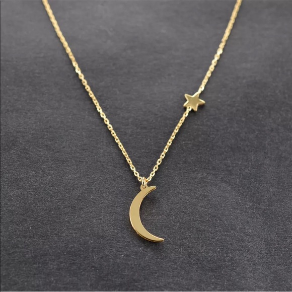 🎉HP🎉 NEW! Star & Moon Dainty Necklace - Picture 5 of 6